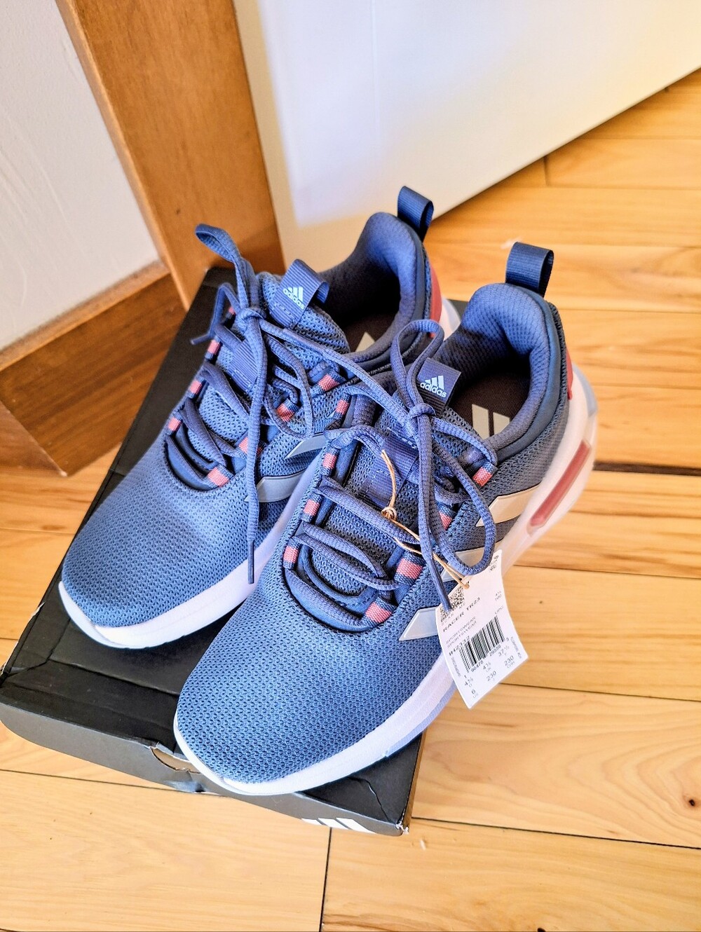 NIB Adidas Cloudfoam sneakers in blue with white stripes and pink accents Size 6